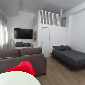 Rockside Residences La Linea Apartamento